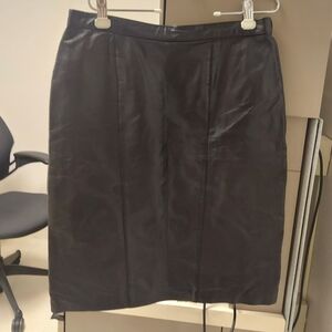 Vintage Evan Davies Black Cow Leather Skirt size 16 Straight Pencil knee length
